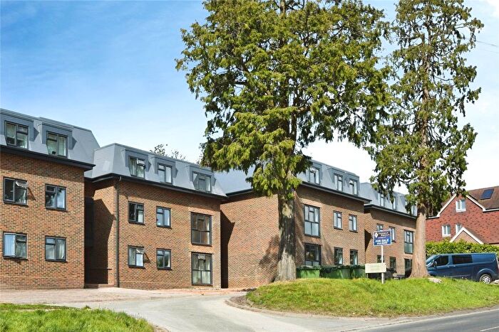 2 Bedroom Flat For Sale In Lennox Court, Mutton Hall Hill, Heathfield, East Sussex, TN21