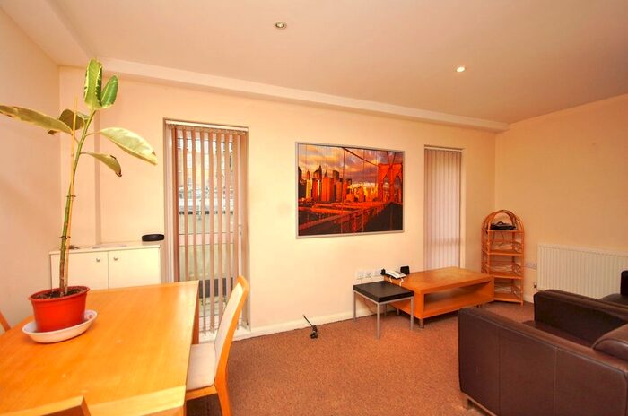 1 Bedroom Flat To Rent In Old Kent Road, London, SE1