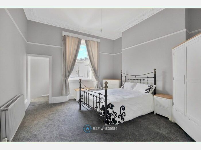 1 Bedroom Flat To Rent In Citadel Road, Plymouth, PL1