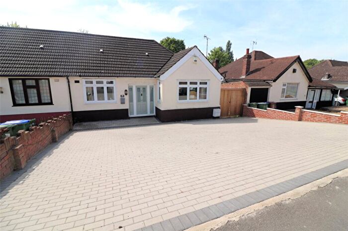 2 Bedroom Bungalow For Sale In Eversley Avenue, Bexleyheath, DA7
