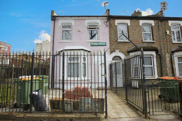 5 Bedroom End Of Terrace House To Rent In Barking Road, London, E13