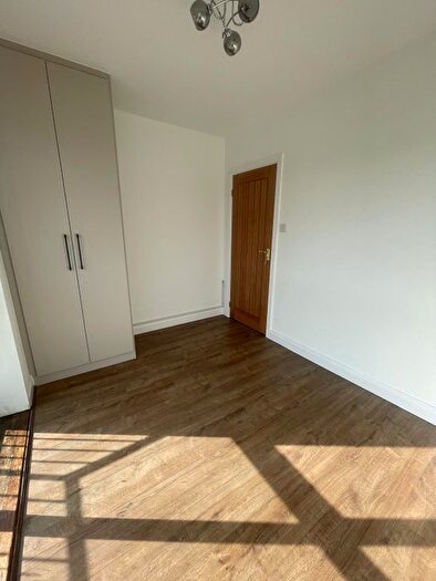 1 Bedroom Flat For Sale In Whipperley Ring, Luton, LU1
