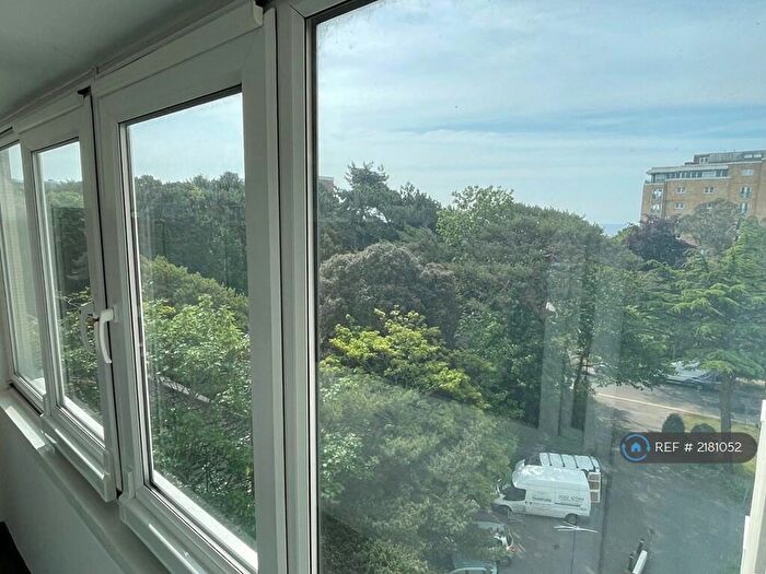 2 Bedroom Flat To Rent In Colman Court, Bournemouth, BH1