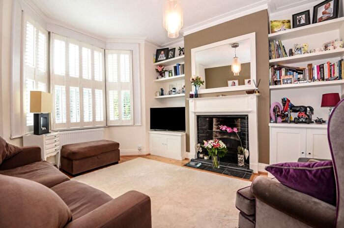 3 Bedroom Detached House To Rent In Haydons Road, Wimbledon, London, SW19
