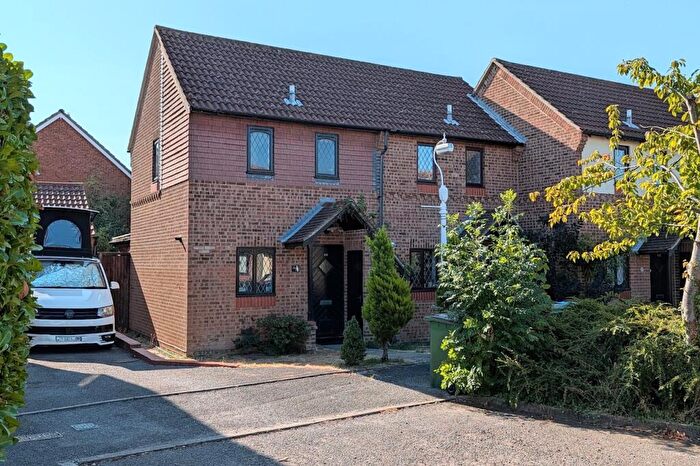 1 Bedroom End Of Terrace House For Sale In Yarrow Way, Locks Heath, SO31