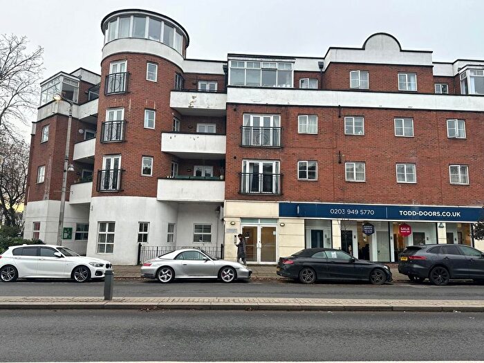 1 Bedroom Flat To Rent In Heath Road, Twickenham, TW1