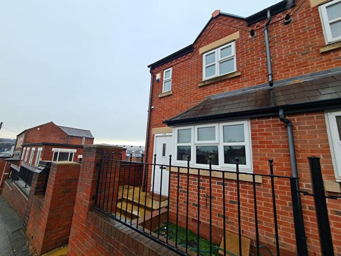1 Bedroom End Of Terrace House To Rent In Graingers Lane, Cradley Heath, B64