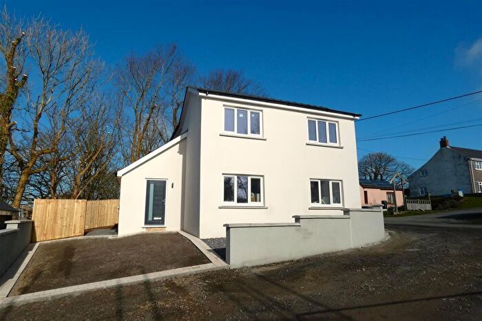 3 Bedroom Detached House For Sale In Rose Haven Gardens, The Beacon, Rosemarket, Milford Haven, SA73