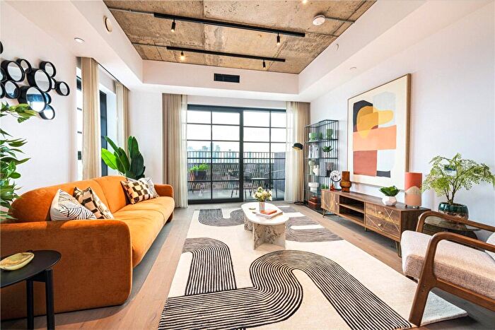 1 Bedroom Apartment For Sale In The Founding, Canada Water, London, SE16