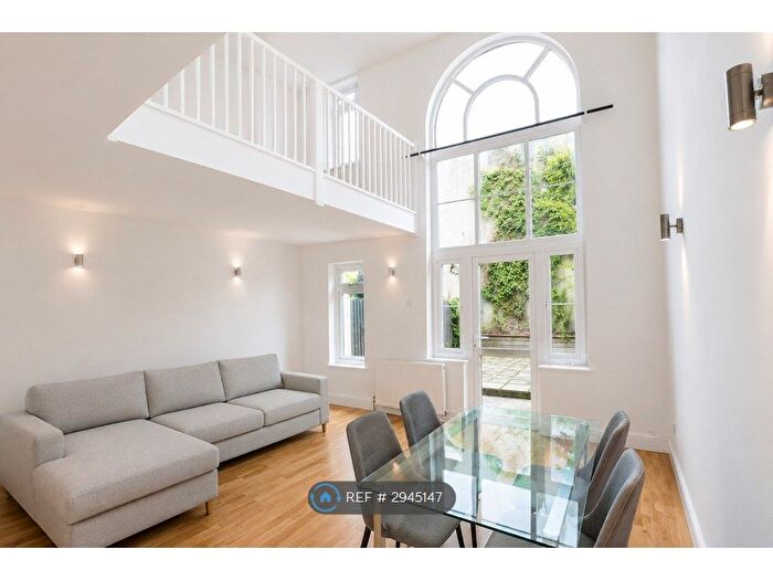3 Bedroom Detached House To Rent In Harrowgate Road, London, E9