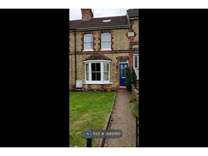 3 Bedroom Terraced House To Rent In Sunnyside, Godstone, RH9