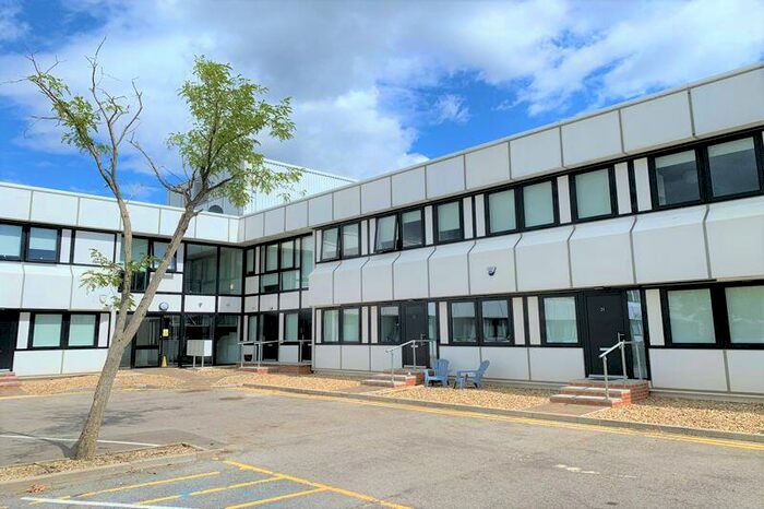 1 Bedroom Flat To Rent In Welton Road, Swindon, SN5