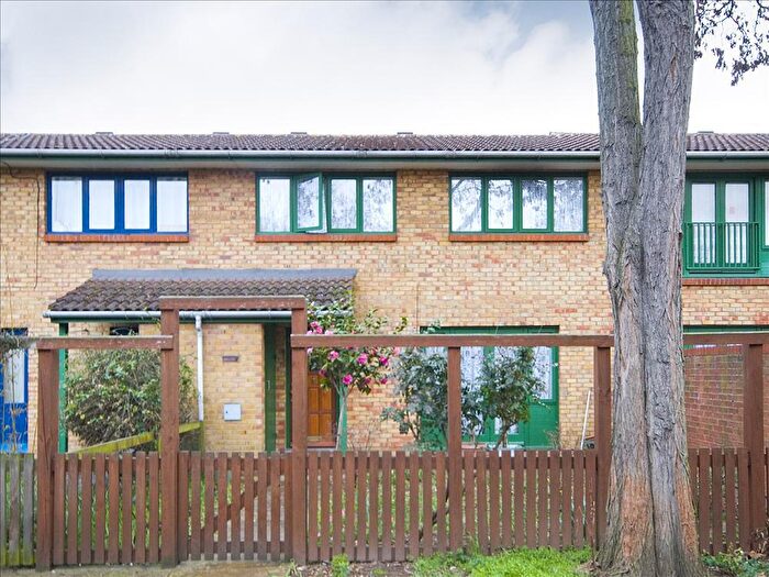 2 Bedroom Terraced House To Rent In Phoenix Close, Stean Street, London, E8