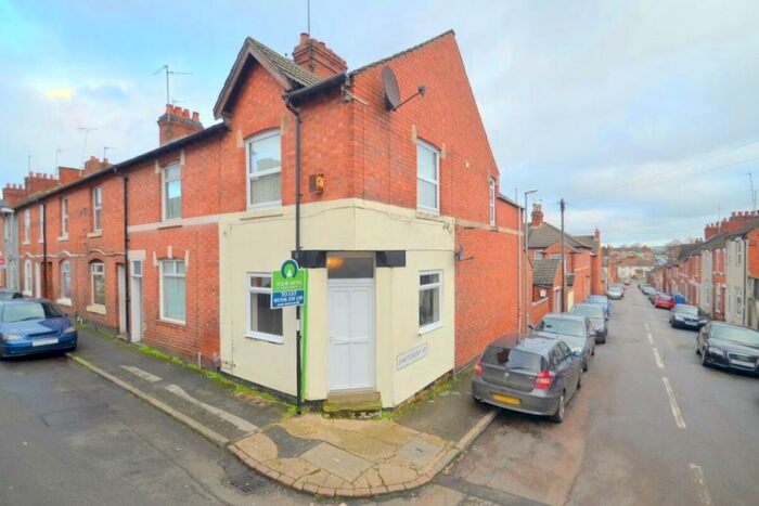 1 Bedroom Flat To Rent In Gordon Street, Kettering, NN16