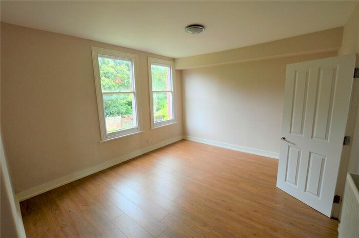 1 Bedroom Flat To Rent In Bishopsthorpe Road, London SE26