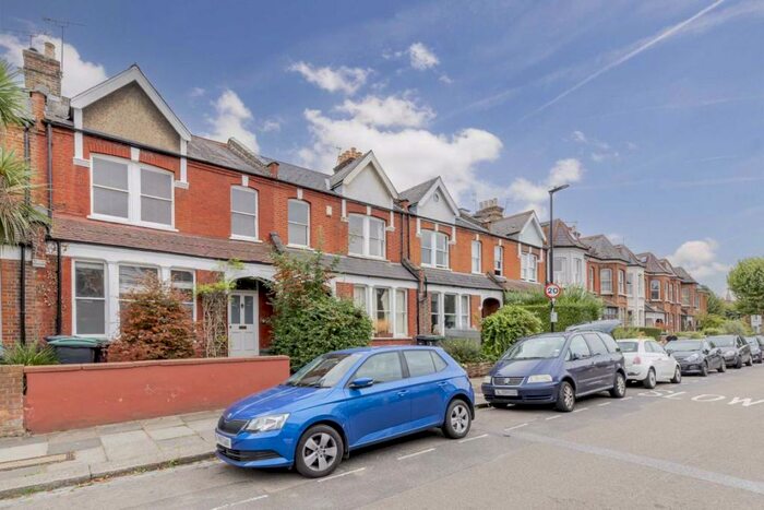 4 Bedroom Terraced House To Rent In Barrington Road, London, N8