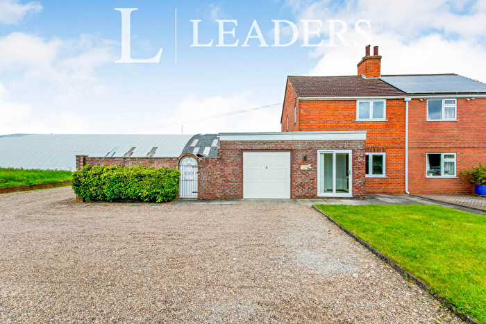 3 Bedroom Semi-Detached House To Rent In St. Michaels Cottage, Boardsides, Wyberton Fen, PE21