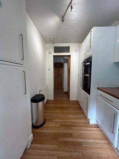 2 Bedroom Detached House To Rent In Saggar Street, West End, Dundee, DD2