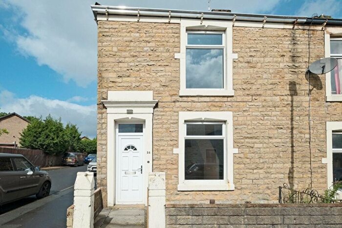2 Bedroom End Of Terrace House To Rent In Spread Eagle Street, Oswaldtwistle, BB5