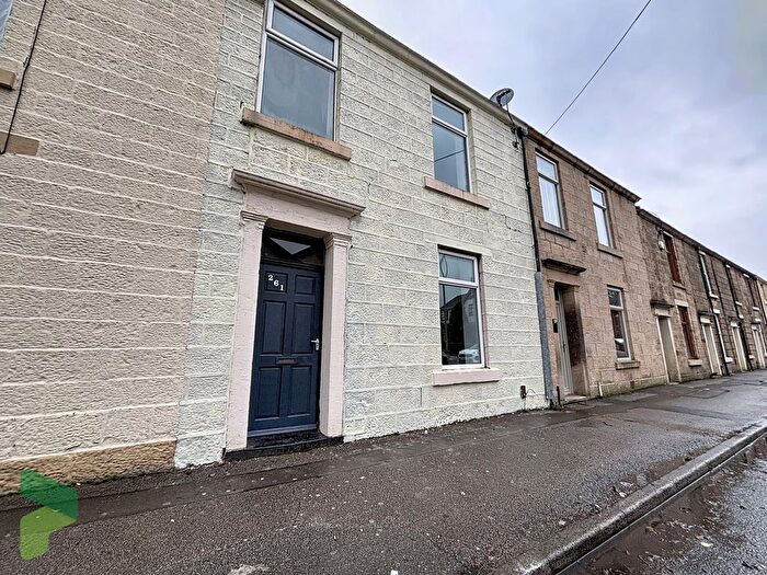 3 Bedroom Terraced House For Sale In Blackburn Road, Darwen, BB3