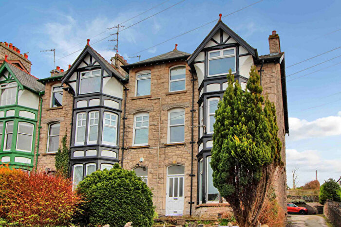 1 Bedroom Apartment For Sale In Church Hill, Arnside, LA5