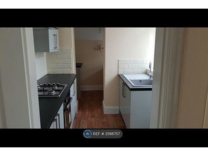2 Bedroom Terraced House To Rent In Hethorn Street, Manchester, M40