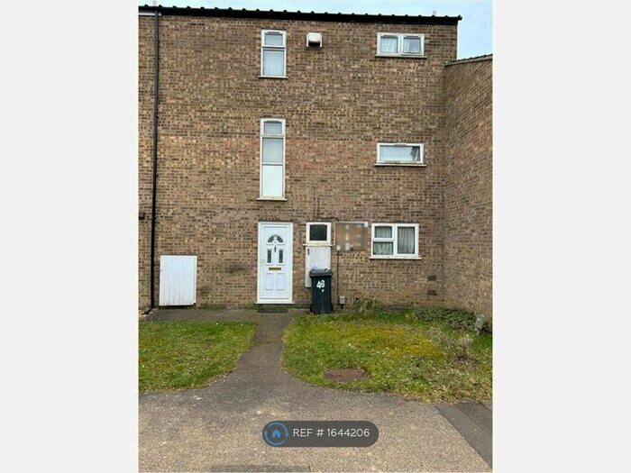 4 Bedroom Terraced House To Rent In Outfield, Bretton, Peterborough, PE3