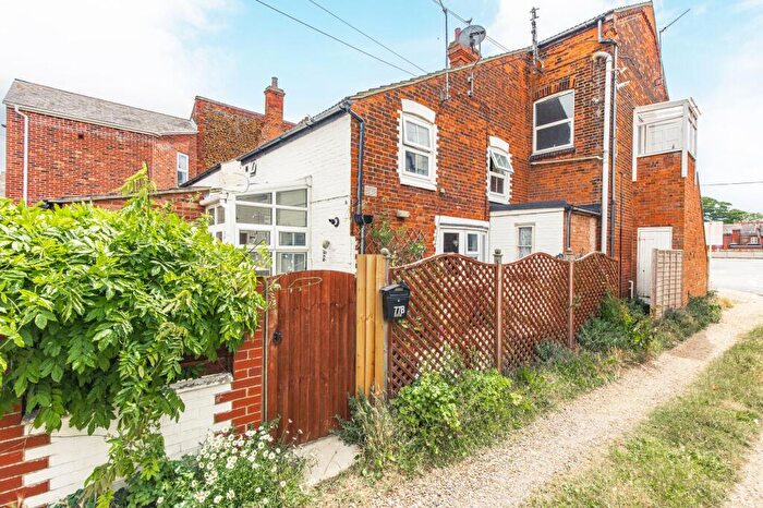 2 Bedroom Semi-Detached House For Sale In Hunstanton, PE36