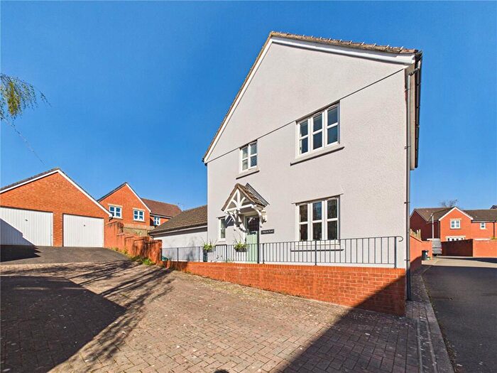 3 Bedroom Detached House For Sale In Massey Road, Tiverton, Devon, EX16