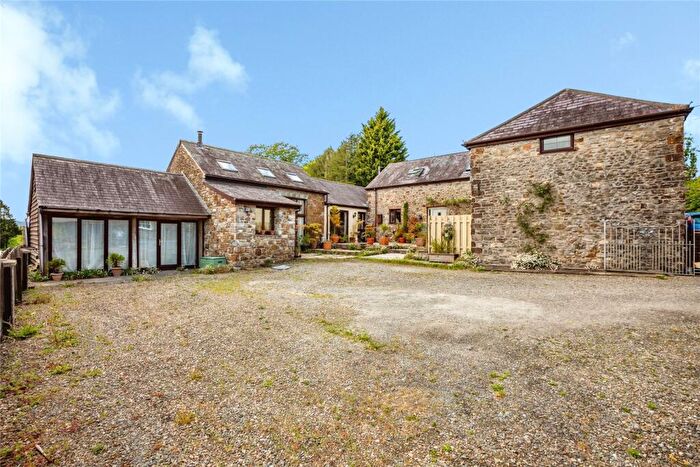 4 Bedroom Barn Conversion For Sale In Broad Oak, Llandeilo, Carmarthen, Carmarthenshire, SA32