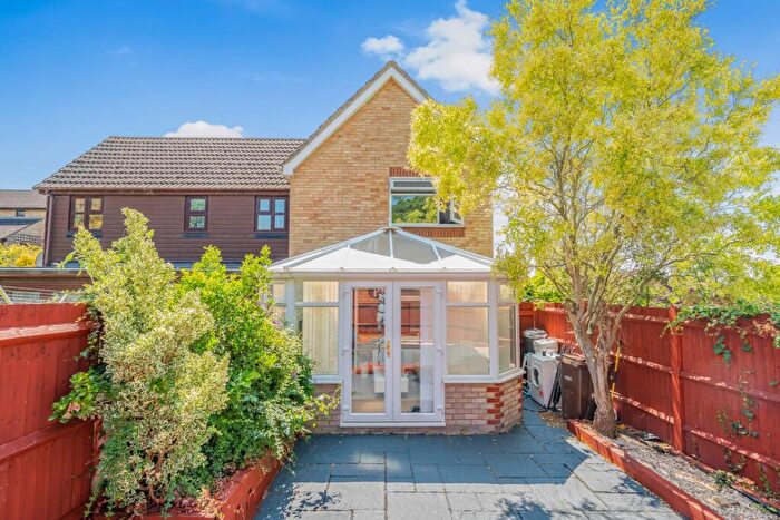 2 Bedroom Semi-Detached House To Rent In Brompton Hill Chatham, ME4