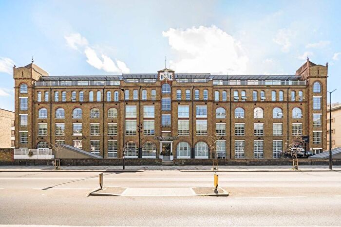Studio For Sale In Clapham Road, Clapham Road, SW9