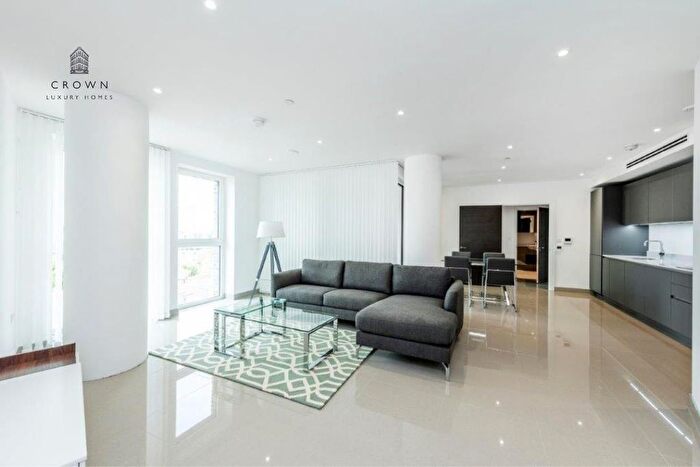 2 Bedroom Flat To Rent In Conquest Tower, Southwark, SE1