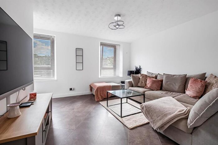 1 Bedroom Flat For Sale In Peel Street, Dundee, DD2