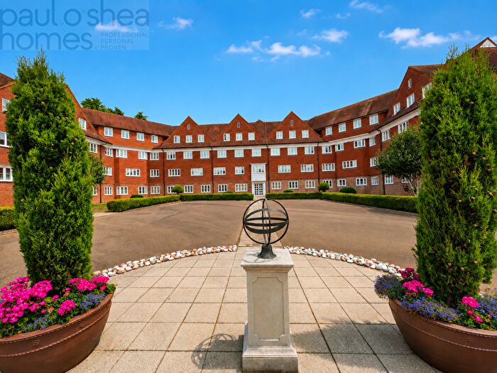 1 Bedroom Flat For Sale In Elizabeth House, Elizabeth Drive, Banstead, SM7