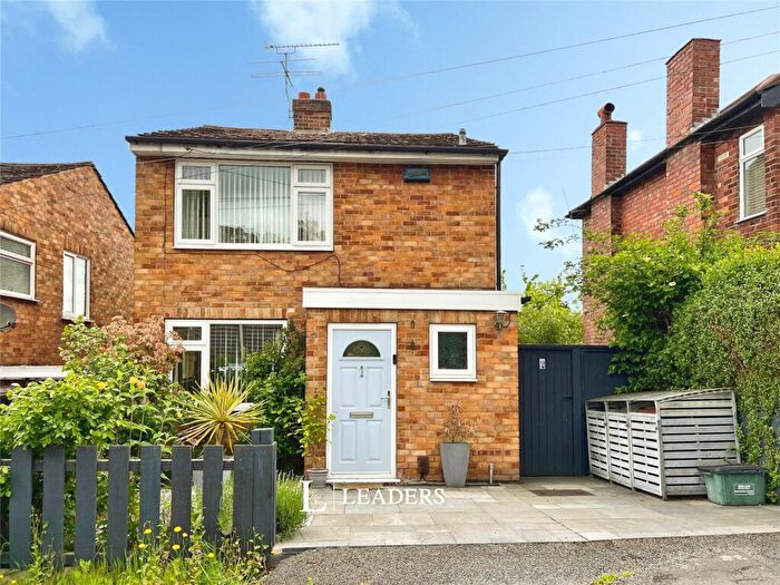 3 Bedroom Detached House For Sale In Pilkington Road, Mapperley, Nottingham, NG3