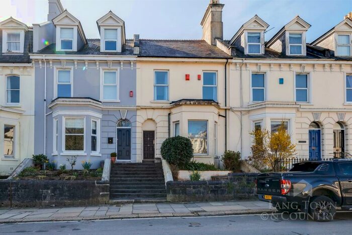 3 Bedroom Apartment To Rent In Garfield Terrace, Stoke, Plymouth, Devon, PL1
