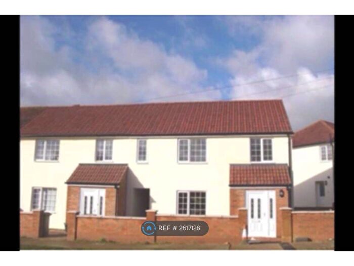 3 Bedroom End Of Terrace House To Rent In Kingsthorpe Avenue, Corby, NN17