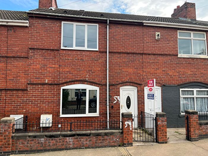 2 Bedroom Terraced House For Sale In Cambridge Street, Pontefract, WF9