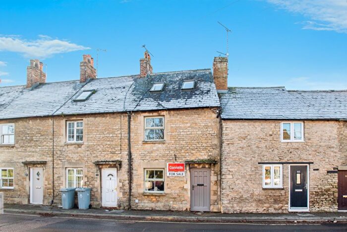 3 Bedroom Terraced House For Sale In Newland, Witney, OX28