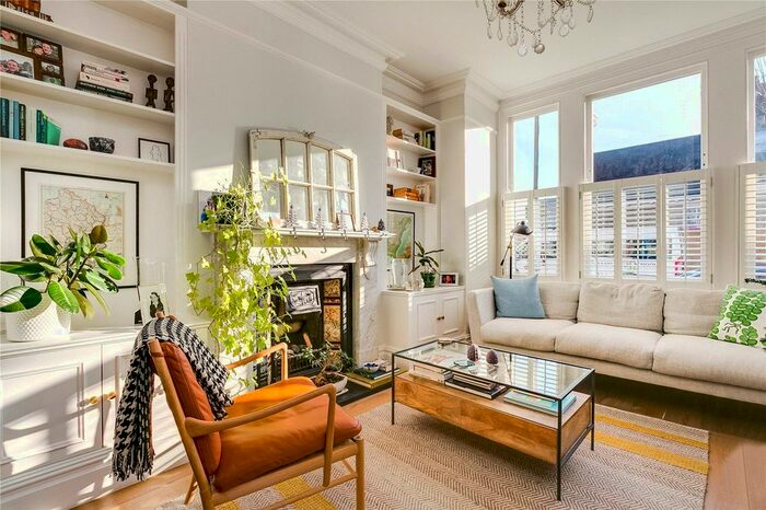 5 Bedroom Terraced House To Rent In Hearnville Road, London, SW12