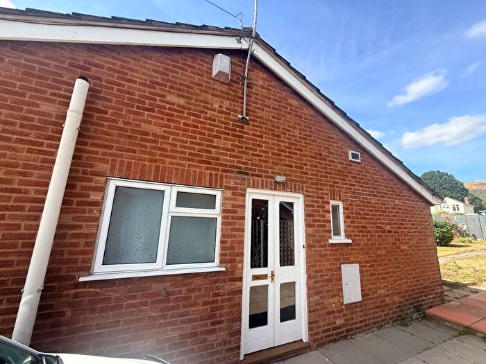 2 Bedroom Bungalow For Sale In Bredon Grove, Malvern, Worcestershire, WR14