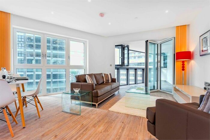 2 Bedroom Flat To Rent In Wiverton Tower, Aldgate Place, New Drum Street, E1