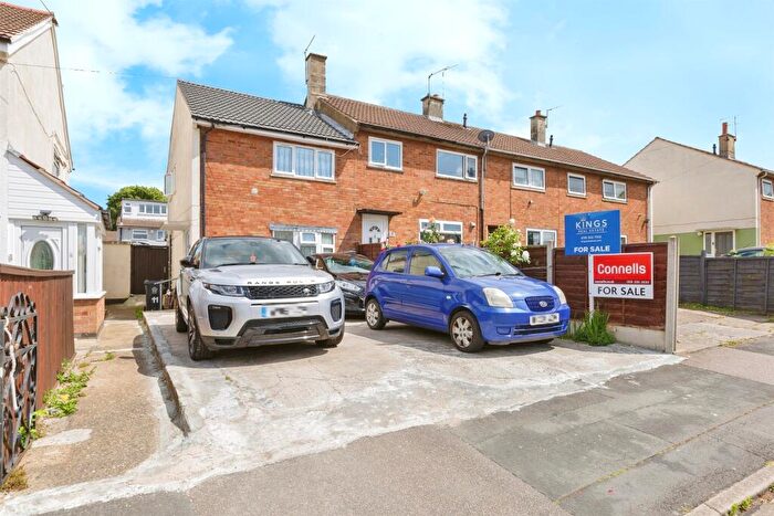 2 Bedroom Semi-Detached House For Sale In Roborough Green, Leicester, LE5