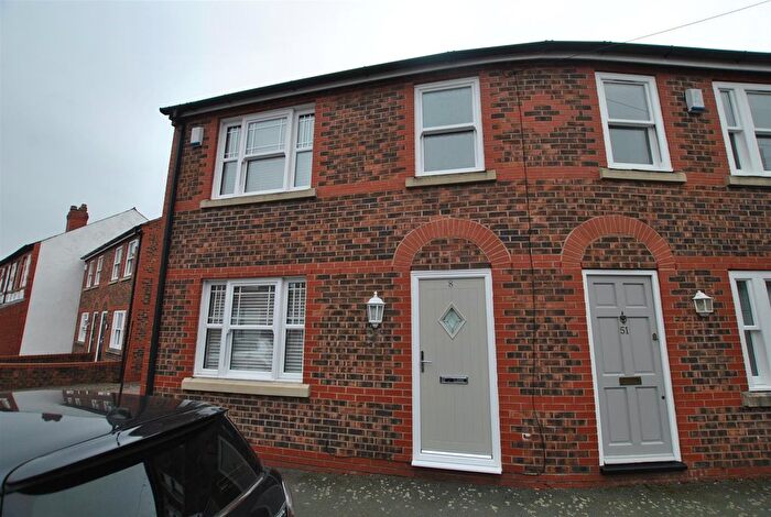 2 Bedroom End Of Terrace House To Rent In Farrell Road, Stockton Heath, Warrington, WA4