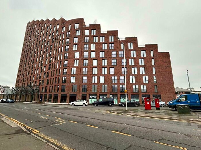 1 Bedroom Apartment To Rent In Springwell Gardens, Whitehall Road, Leeds, LS12