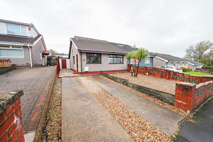 3 Bedroom Semi-Detached Bungalow For Sale In Heol Dulais, Swansea, SA7