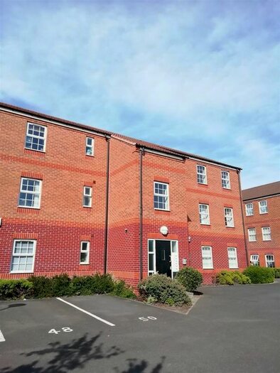 2 Bedroom Flat To Rent In Barrows Gate, Newark, NG24