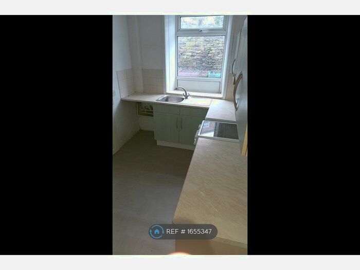 2 Bedroom Terraced House To Rent In Oliver Street, Bacup, OL13
