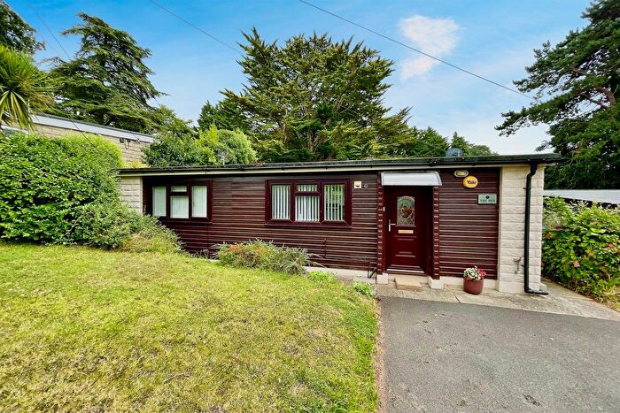 2 Bedroom Bungalow For Sale In Cleeve Park, Chapel Cleeve, Minehead, TA24